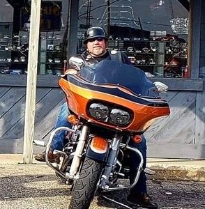 Meet your Posher, Jonny